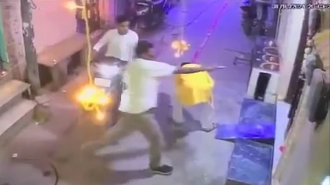 துப்பாக்கி சூடு சம்பவ சிசிடிவி காட்சி