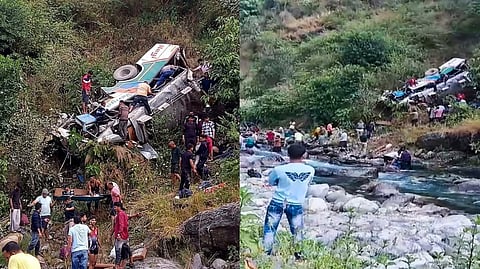 பள்ளத்தில் கவிழ்ந்த பேருந்து.