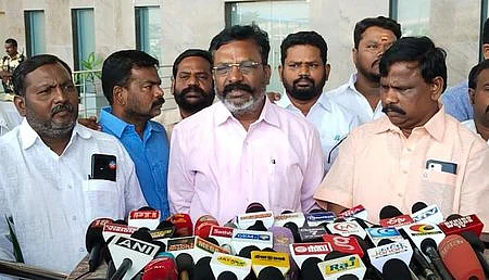 விசிக தலைர் தொல். திருமாவளவன்