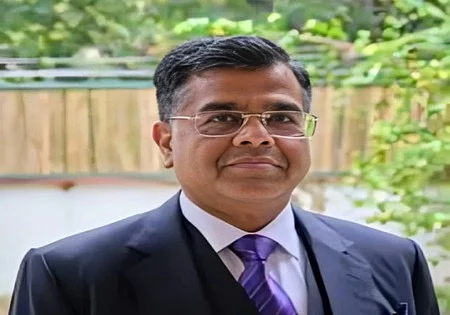 அமைச்சரவைச் செயலா் டி.வி.சோமநாதன்
