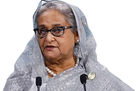 முன்னாள் பிரதமா் ஷேக் ஹசீனா 