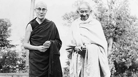  காந்தியடிகள் - தலாய்லாமா