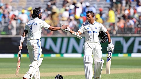 கே.எல்.ராகுல் - ஜெய்ஸ்வால் கூட்டணி. 