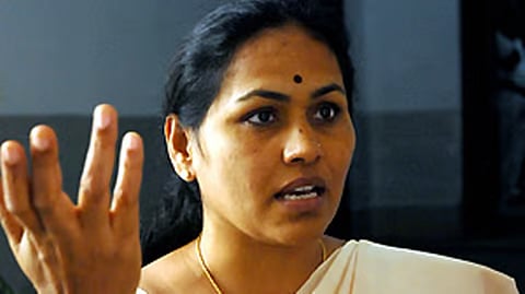 மத்திய தொழிலாளா் நலத்துறை இணையமைச்சா் ஷோபா கரந்தலஜே