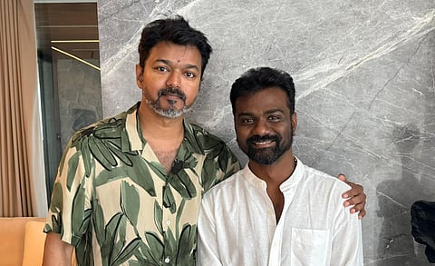 நடிகர் விஜய், இயக்குநர் ராஜ்குமார் பெரியசாமி.