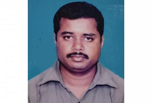 கொலை செய்யப்பட்ட ரமேஷ்.