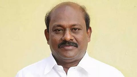 தமிழ்நாடு வணிகா் சங்கங்களின் பேரமைப்பின் மாநிலத் தலைவா் ஏ.எம்.விக்கிரமராஜா