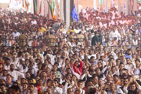 மகாயுதி கூட்டணி பதவியேற்பு விழாவில் கலந்துகொண்டோரில் ஒரு பகுதியினர். 