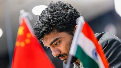 14 சுற்றுகள் கொண்ட உலக செஸ் சாம்பியன்ஷிப் போட்டியில் 11வது சுற்று போட்டியில் 29வது நகர்வில் தனது வெற்றியை உறுதி செய்த இளம் கிராண்ட் மாஸ்டரான குகேஷ்.