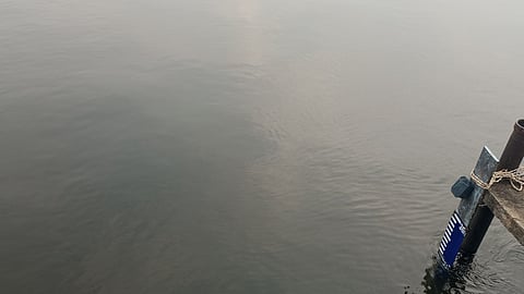 கடல் போல் காட்சி அளிக்கும் பூண்டி ஏரி.