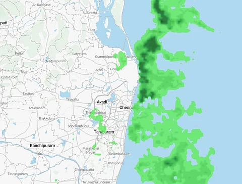 ஆந்திரத்தை நோக்கி நகரும் மேகக்கூட்டங்கள்..