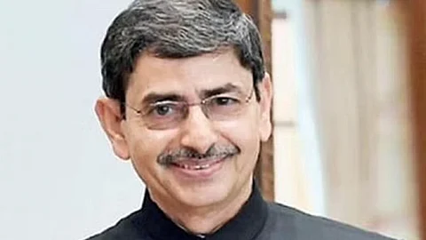 ஆளுநா் ஆா்.என்.ரவி