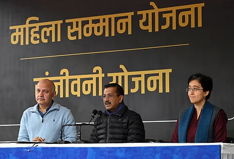 கேஜரிவால், அதிஷி தொடர்ந்து பின்னடைவு! மணீஷ் சிசோடியா முன்னிலை!
