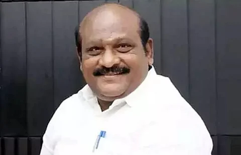 தமிழக உயா்கல்வித் துறை அமைச்சா் கோவி.செழியன்