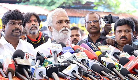 விஜயகாந்த் நினைவு நாள்: அமைச்சர் சேகர்பாபு அஞ்சலி