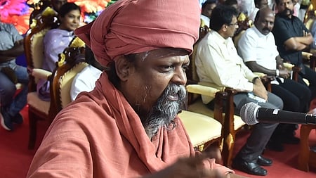 சென்னை புத்தக கண்காட்சியில் மாலையில் நடைபெற்ற நிகழ்வில் பேசிய பொன்னம்பல அடிகளாா். 