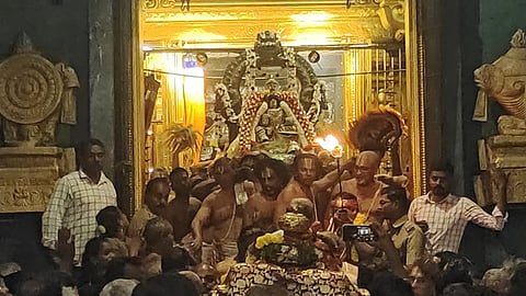 சிதம்பரம் திருச்சித்திரக்கூடம் கோவிந்தராஜப் பெருமாள் கோயிலில் பரமபத வாசல் திறப்பு!