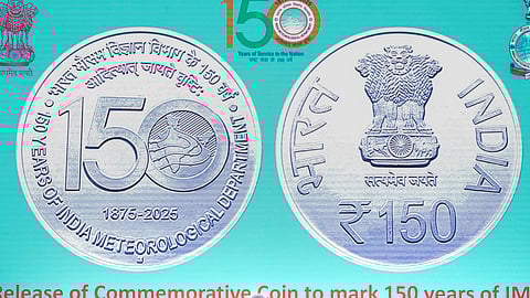 புதுதில்லியில் நடைபெற்ற இந்திய வானிலை ஆய்வுத் துறையின் 150 வது நிறுவன நாள் கொண்டாட்டங்களின் போது மத்திய அறிவியல் மற்றும் தொழில்நுட்ப இணையமைச்சர் ஜிதேந்திர சிங் மற்றும் உலக வானிலை அமைப்பின் பொதுச் செயலாளரான செலஸ்டே சாலோ ஆகியோருடன் பிரதமர் நரேந்திர மோடி.