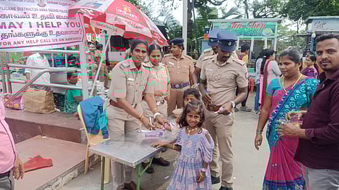 சென்னை மெரினா கடற்கரையில் காணும் பொங்கலை ஒட்டி மக்கள் கூட்டம்