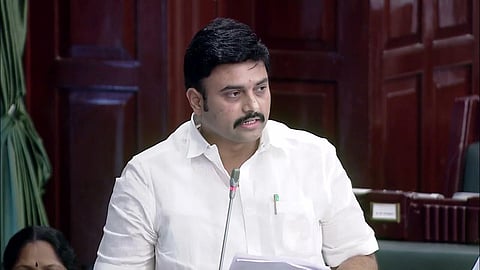 ஆதிதிராவிடர் நலத்துறை அமைச்சர் மதிவேந்தன்