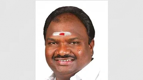 திமுக வேட்பாளர் சந்திரகுமார்