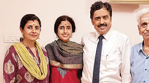 துருவ நட்சத்திரம் டூ பார்ட்டி