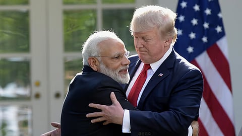 அமெரிக்க அதிபர் டொனால்ட் டிரம்ப்புடன் பிரதமர் நரேந்திர மோடி
