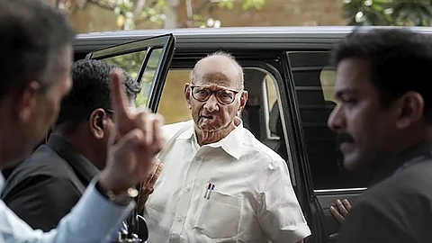 சரத் பவாா் 