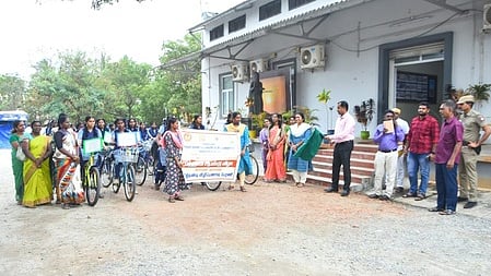 தென்காசியில் மிதிவண்டி விழிப்புணா்வு பேரணி