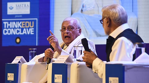 பிகார் ஆளுநர் ஆரிஃப் முகமது கான்  