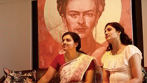 இது உலக பெண்களுக்கான கதை!