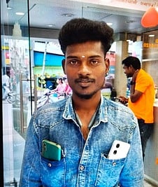 அஜித்குமாா் 