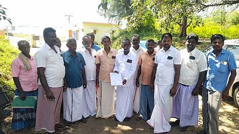 கூட்டத்தில் பங்கேற்றோா்