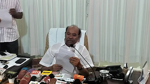 பாமக நிறுவனர் ராமதாஸ் 