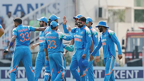 2-வது ஒருநாள் போட்டிக்காக கட்டாக் வந்தடைந்த இந்திய அணி!
