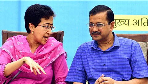 தில்லி தேர்தல்: தபால் வாக்குகளில் கேஜரிவால், அதிஷி, மணீஷ் சிசோடியா பின்னடைவு!