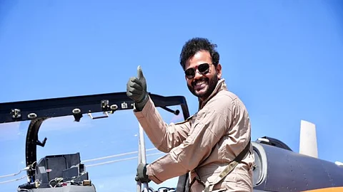 சிவில் விமானப் போக்குவரத்து துறை அமைச்சா் கே. ராம்மோகன் நாயுடு