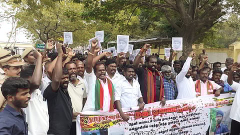 ஆட்சியா்அலுவலகத்தை முற்றுகையிட்டோா்