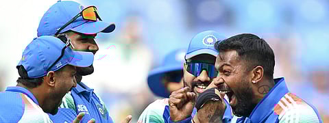 துபாய் சர்வதேச கிரிக்கெட் மைதானத்தில் நடைபெற்ற ஐசிசி சாம்பியன்ஸ் டிராபி 2025 - குரூப் ஏ போட்டியில்  இந்தியா மற்றும் பாகிஸ்தான் அணிகள் விளையாடியதில் இந்திய அணி 6 விக்கெட்டுகள் வித்தியாசத்தில் அபார வெற்றி பெற்றது.