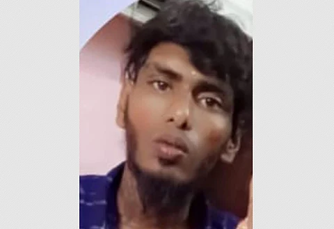 6 போ் கொண்ட கும்பலால் வெட்டிக் கொலை செய்யப்பட்ட ரெளடி  ராபர்ட் (எ) சின்ன ராபா்ட்