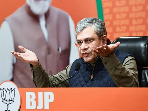 ரயில்வே அமைச்சர் அஷ்வினி வைஷ்ணவ்