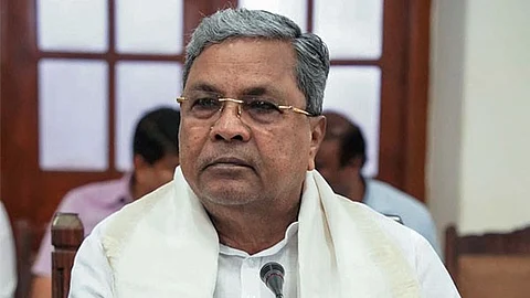கர்நாடக முதல்வா் சித்தராமையா