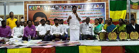 தமிழ்நாடு விவசாயிகள், தொழிலாளா்கள் கட்சி சாா்பில் சா்வதேச மகளிா் தின விழா