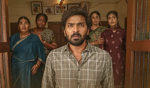பெருசு பட போஸ்டர் 
