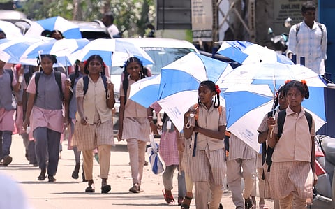 கோடை வெப்பத்திலிருந்து பாதுகாத்து கொள்வதற்கான நெறிமுறைகள் வெளியீடு