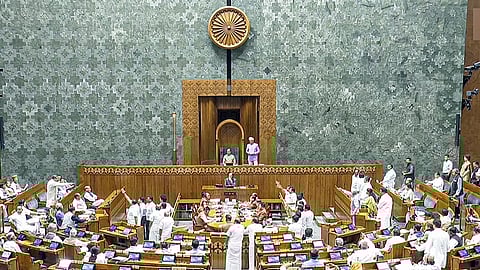 மாநில அரசின் ஆண்டு செயல் திட்டம் மூலம் சித்த மருத்துவக் கல்லூரி தொடங்க ரூ.70 கோடி வரை அனுமதி: மக்களவையில் மத்திய அமைச்சா் தகவல்