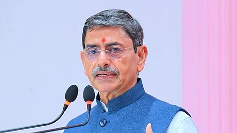 பகத் சிங், ராஜ்குரு, சுக்தேவ்-க்கு 
ஆளுநா் ஆா்.என்.ரவி அஞ்சலி