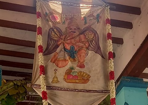 ஶ்ரீராமநவமி பெருநாள் விழாவையொட்டி நீடாமங்கலம் சந்தானராமர் கோயிலில் திருக்கொடியேற்றப்பட்டது.

 