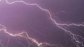 பிகாா்: மின்னல், மழையில் சிக்கி
உயிரிழந்தோா் எண்ணிக்கை 61-ஆக அதிகரிப்பு