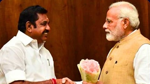 பிரதமர் நரேந்திர மோடி-அதிமுக பொதுச்செயலாளர் எடப்பாடி கே.பழனிசாமி